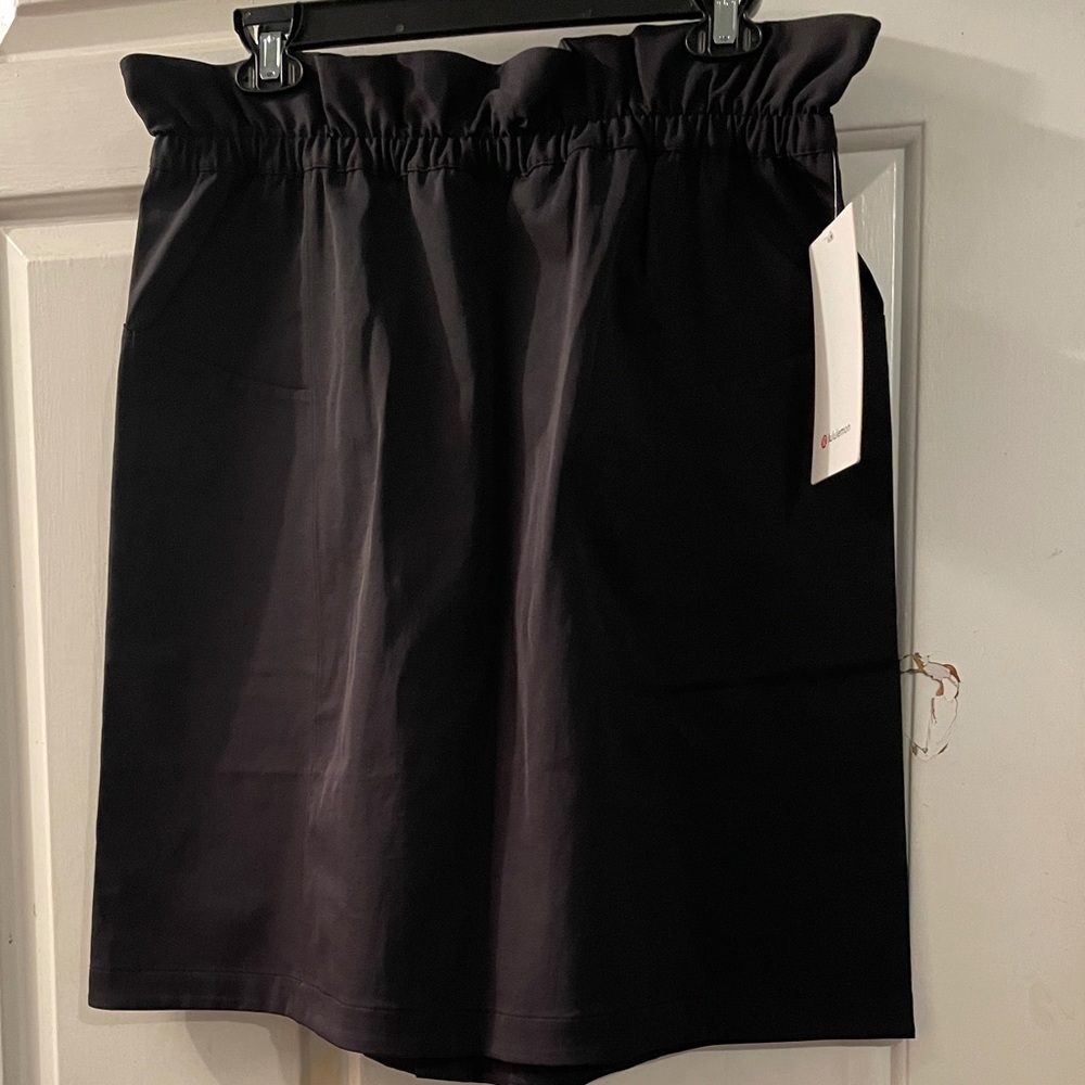 Lululemon trip taker skirt
